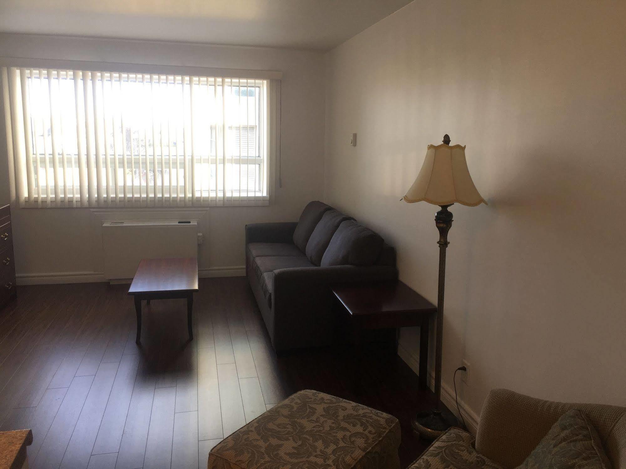 Aparthotel Duvernay And 2*